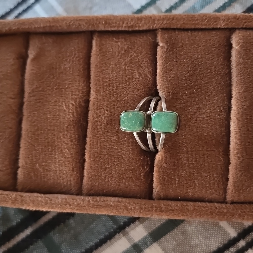 Green turquoise ring